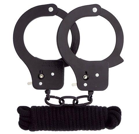 Чёрные наручники из листового металла в комплекте с веревкой BONDX METAL CUFFS LOVE ROPE SET-264
