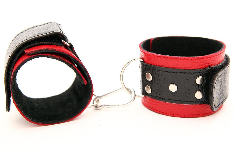 Красно-чёрные кожаные наручники-7866
