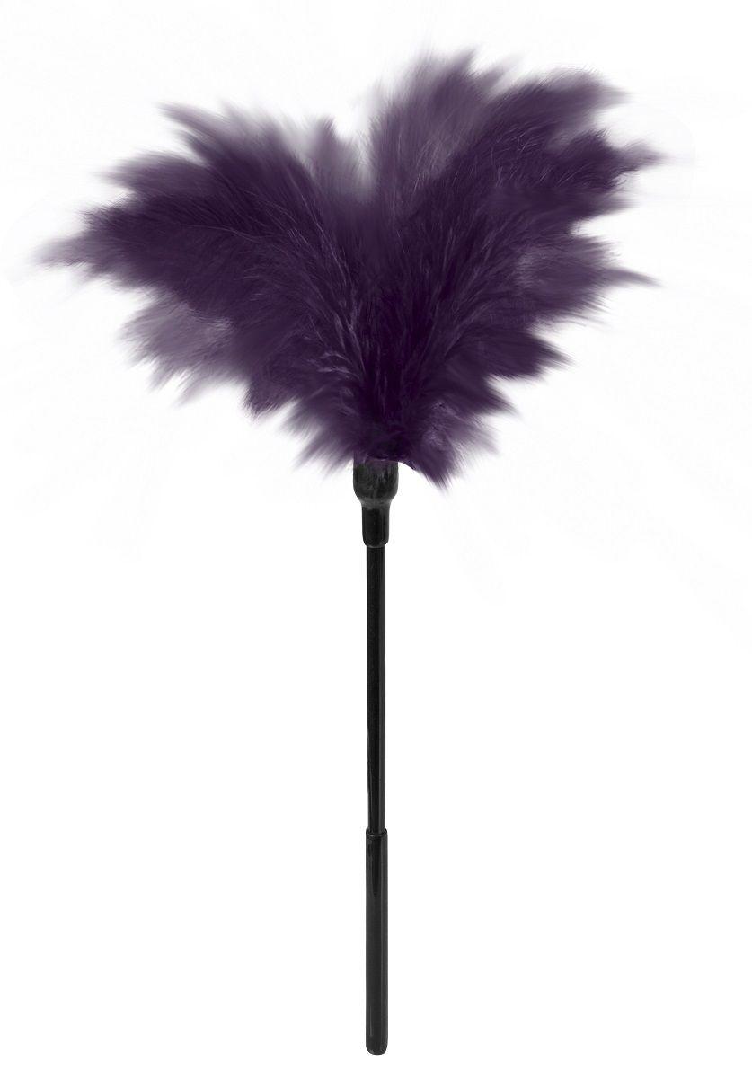 Пластиковая метелочка с фиолетовыми пёрышками Small Feather Tickler - 32 см.-726