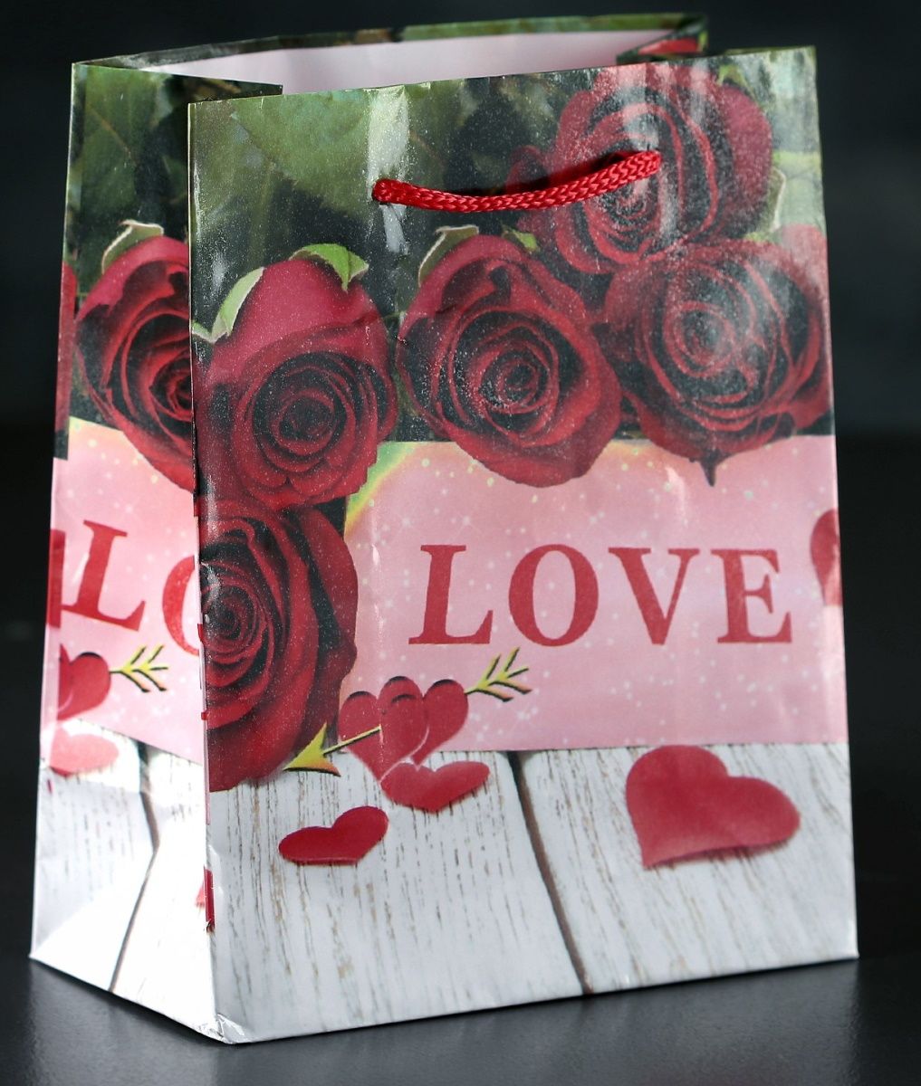 Маленький подарочный пакет Love - 15 х 12 см.