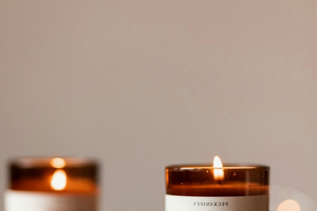 свечи и тёплый воск для чувственных температурных игр