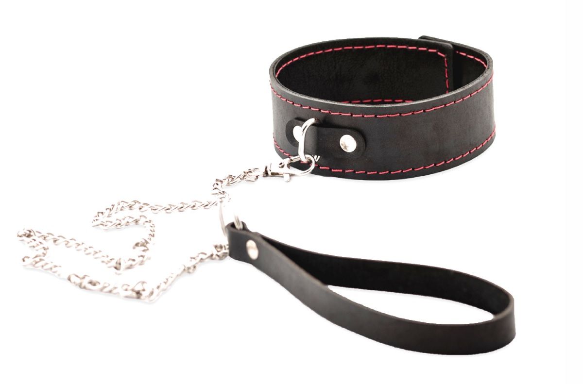 321328 Черный широкий ошейник с красной строчкой и поводком