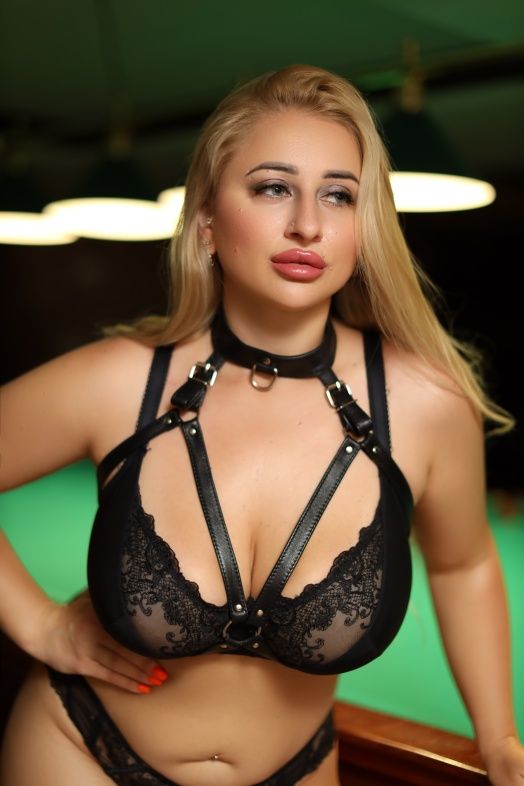 488463 Черная кожаная сбруя с ошейником plus size из нежной кожи