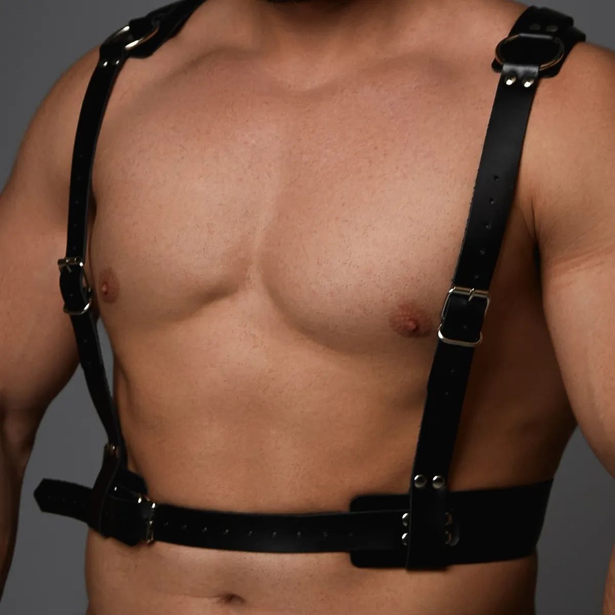 514187 Черная кожаная мужская портупея с регулируемыми ремешками