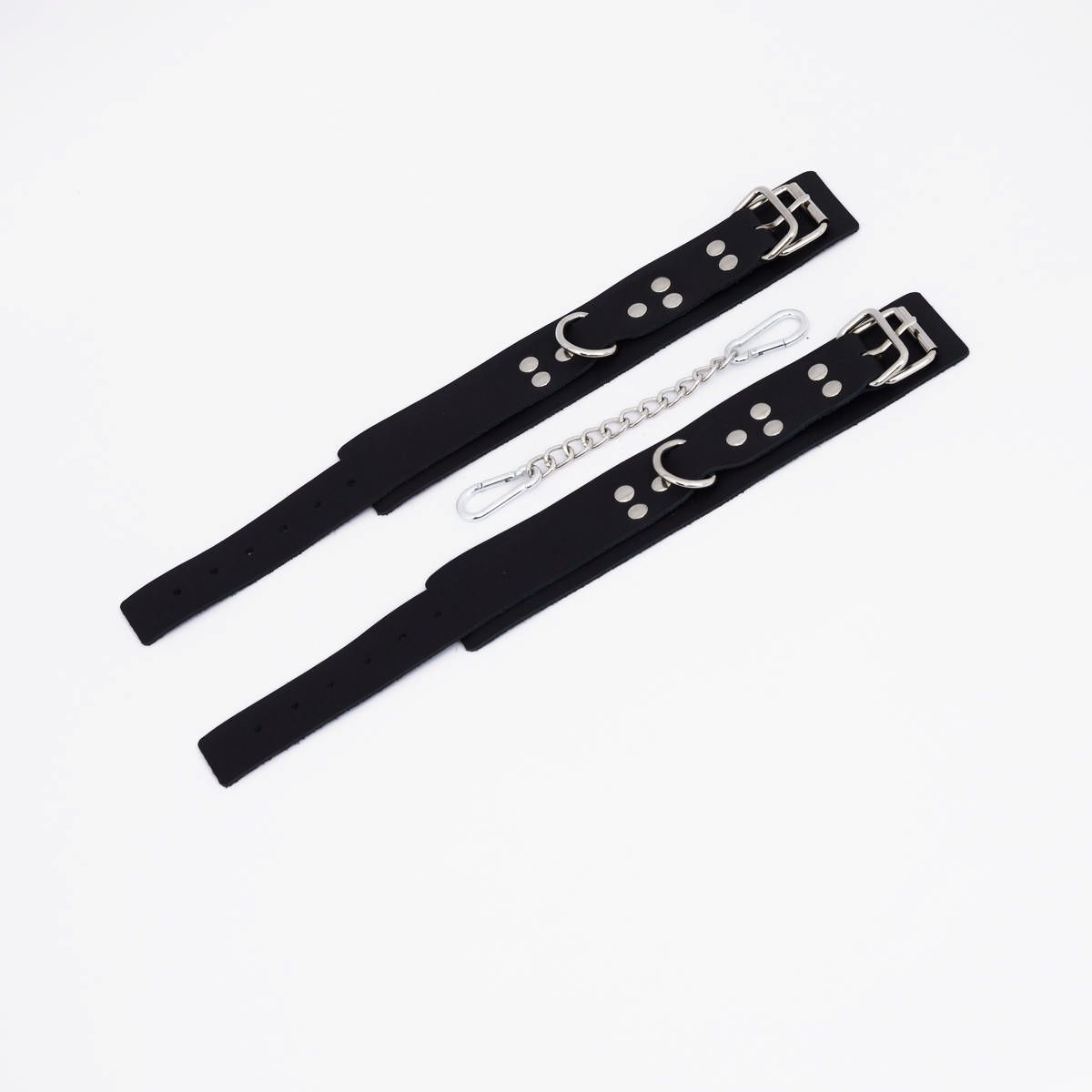 524977 Черные кожаные оковы с регулируемыми ремешками