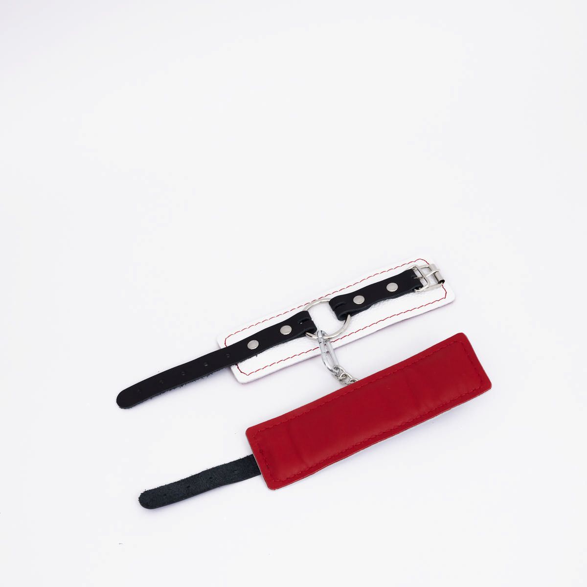 524982 Бело-красные кожаные наручники