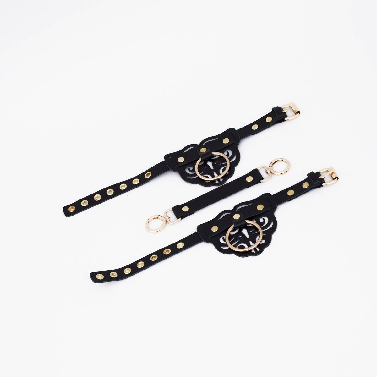 525010 Черные оковы с золотистой фурнитурой